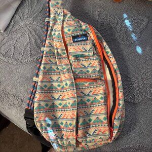 🎒 KAVU Sling Bag With Bold Personality